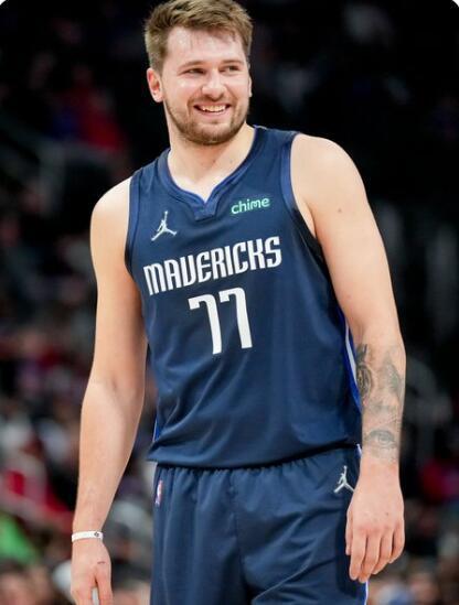 了新鲜血液 了新鲜血液