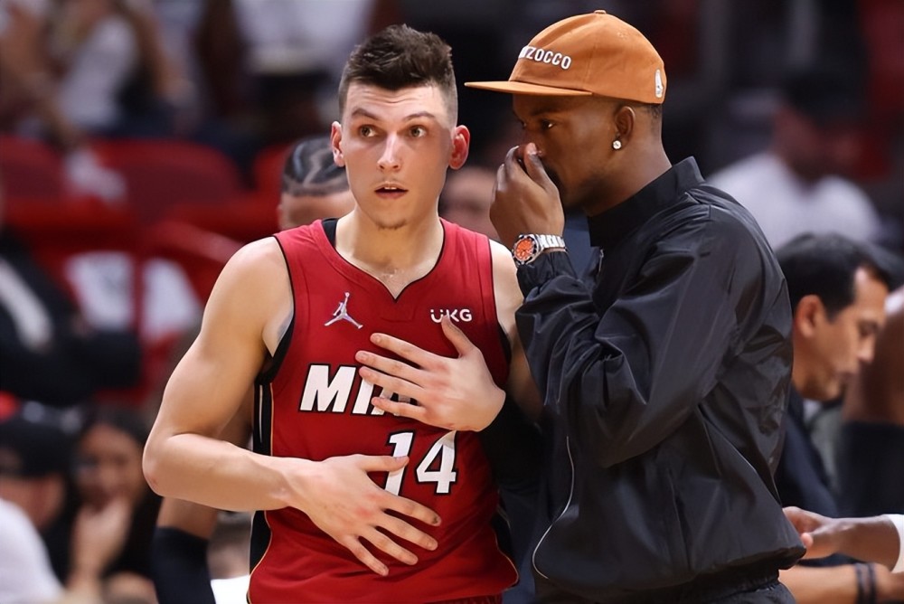 动票房与战 动票房与战